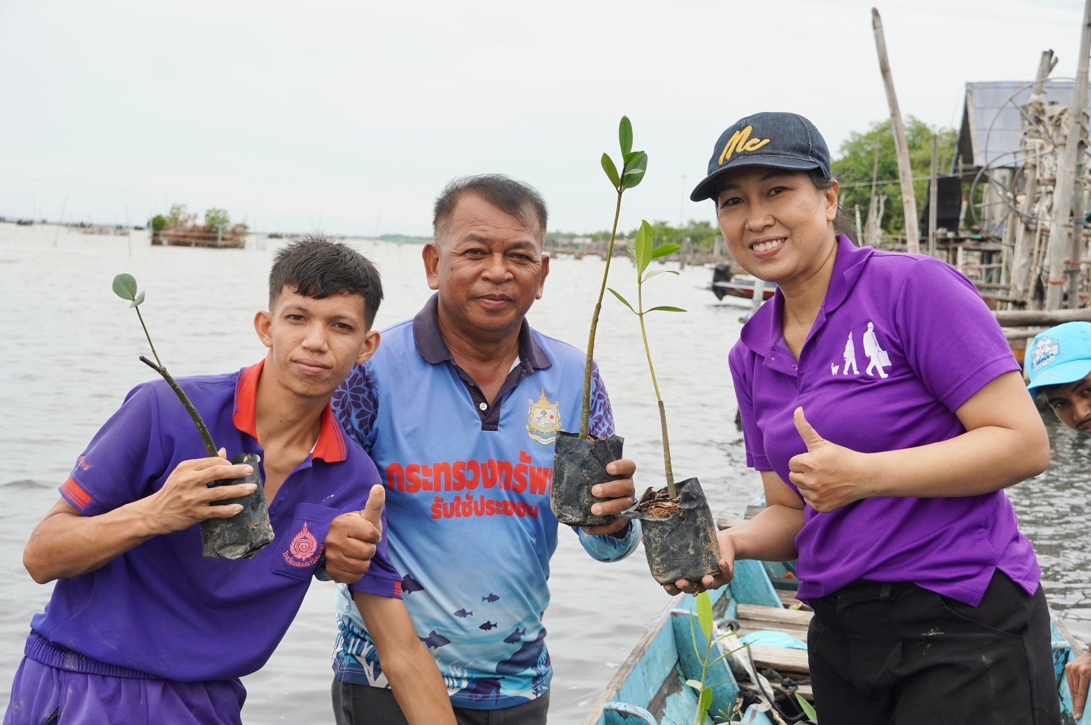 ทีมวิจัยมหาวิทยาลัยหาดใหญ่ จัดอบรมเชิงปฏิบัติการ “การเพาะพันธุ์กล้าไม้” และ“การปลูกป่าชายเลนแบบผสมผสาน 1,000 ต้น