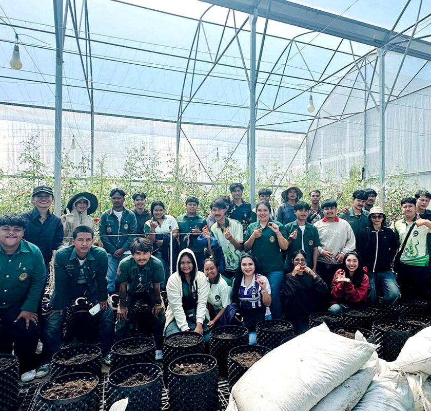 “เกษตร” มรภ.สงขลา นำ นศ. เรียนรู้ระบบผลิตพืชระบบโรงเรือนบูรณาการรายวิชาพืชเศรษฐกิจภาคใต้ สู่การนำไปใช้จริง